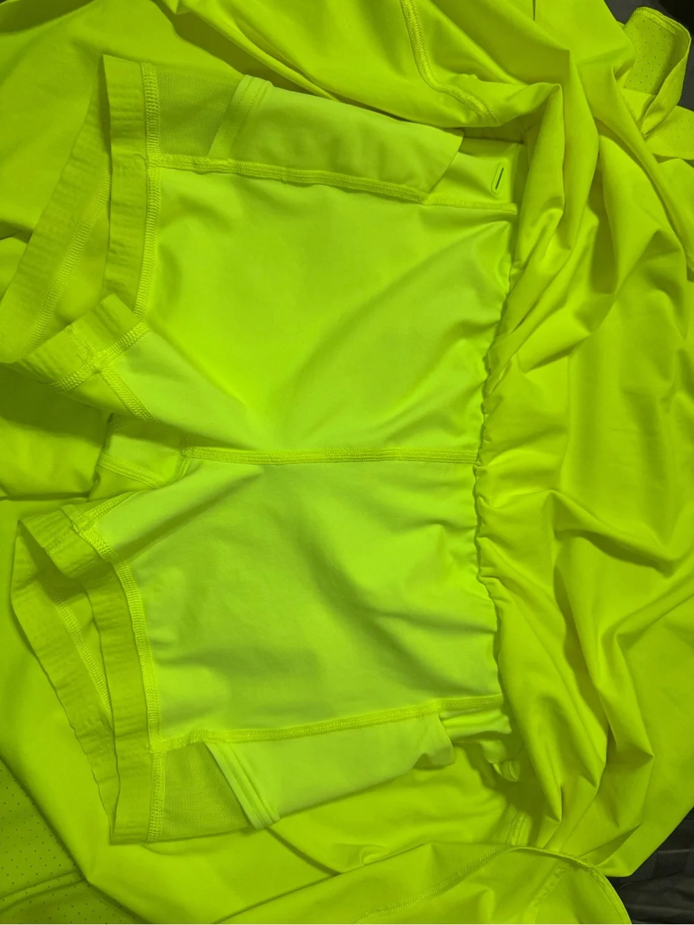Lululemon Court Rival Perforated High-Rise Skirt *Long Highlight Yellow Size 10